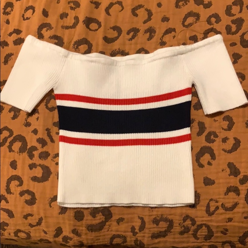 White off the shoulder crop top